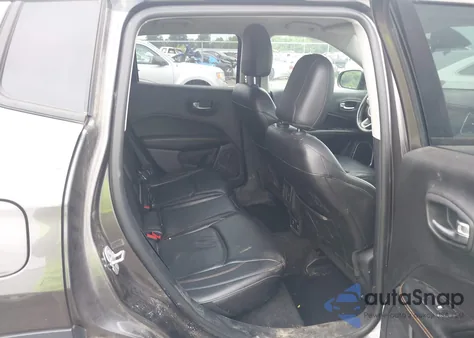 2018 Jeep Compass Limited 4X4 from USA, damaged, VIN 3C4NJDCB4JT365518